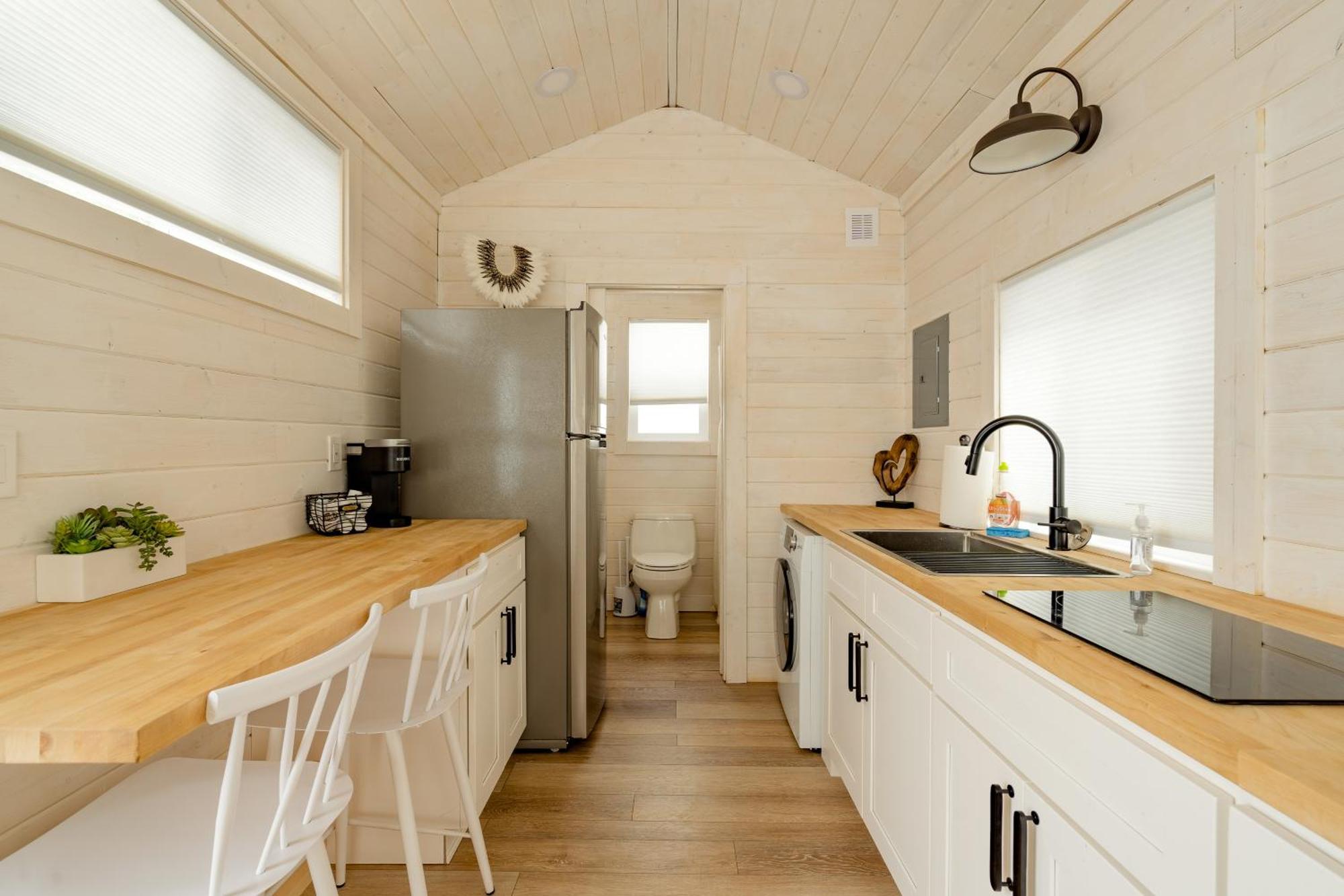 Collection - The Tiny Oasis Steps To Local Coffee & Restaurants Appartement