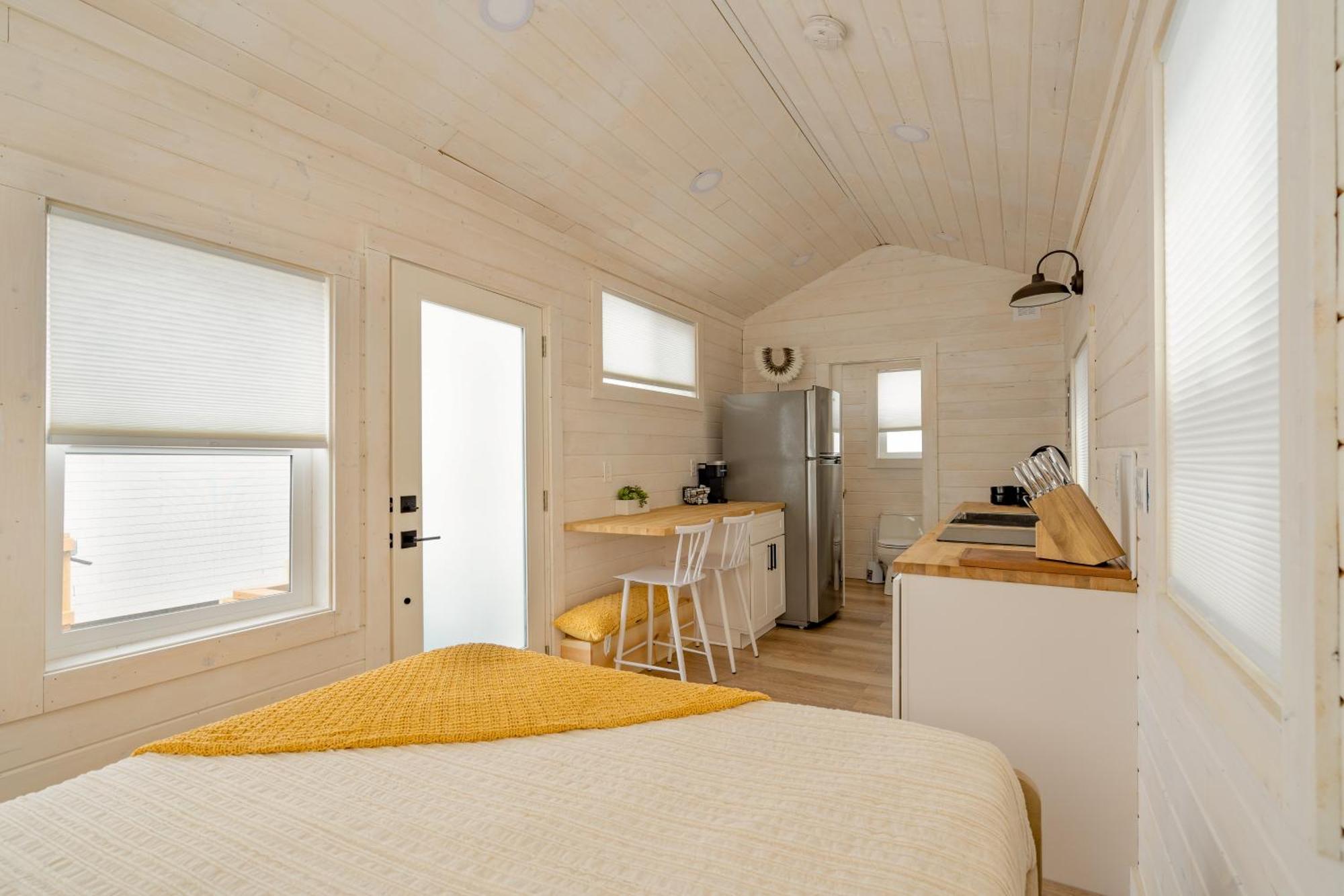 Appartement Collection - The Tiny Oasis Steps To Local Coffee & Restaurants *